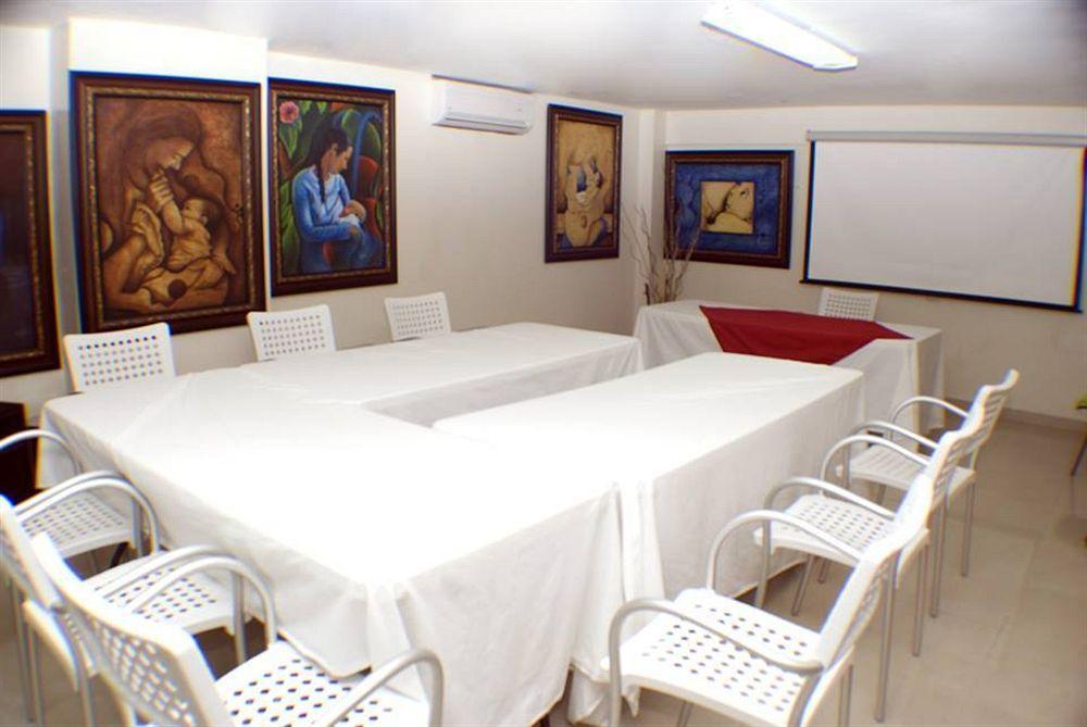 Hotel Luis V Santo Domingo Dış mekan fotoğraf
