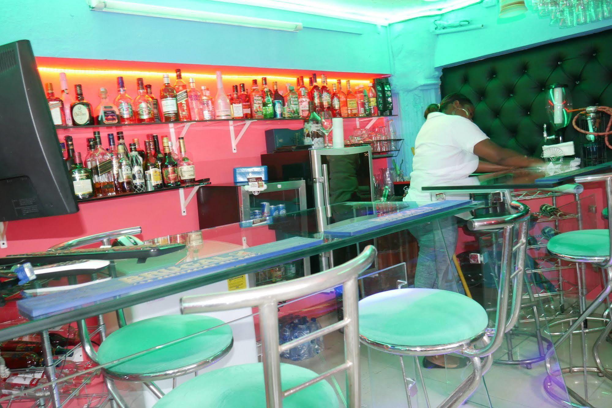 Hotel Luis V Santo Domingo Dış mekan fotoğraf