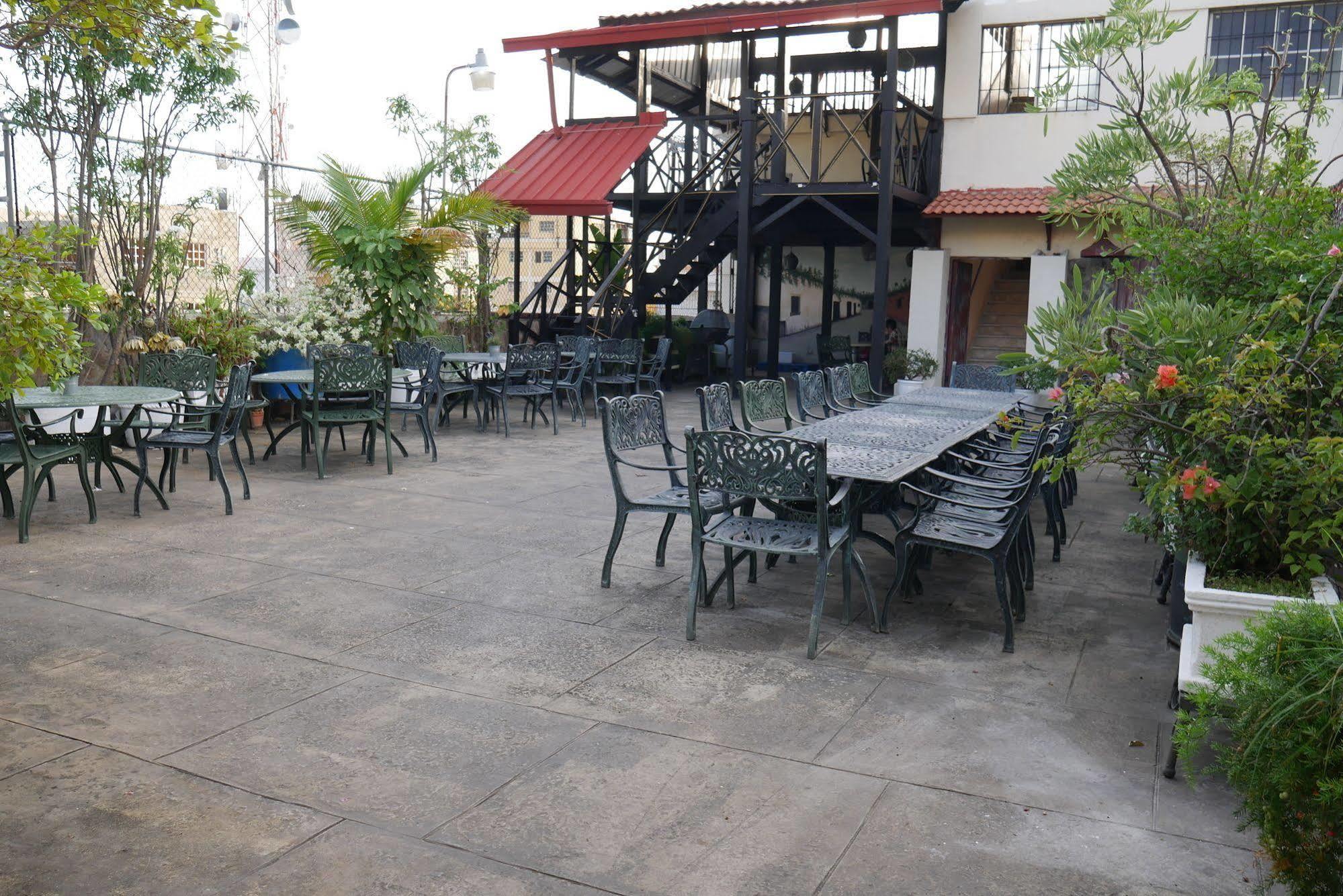 Hotel Luis V Santo Domingo Dış mekan fotoğraf